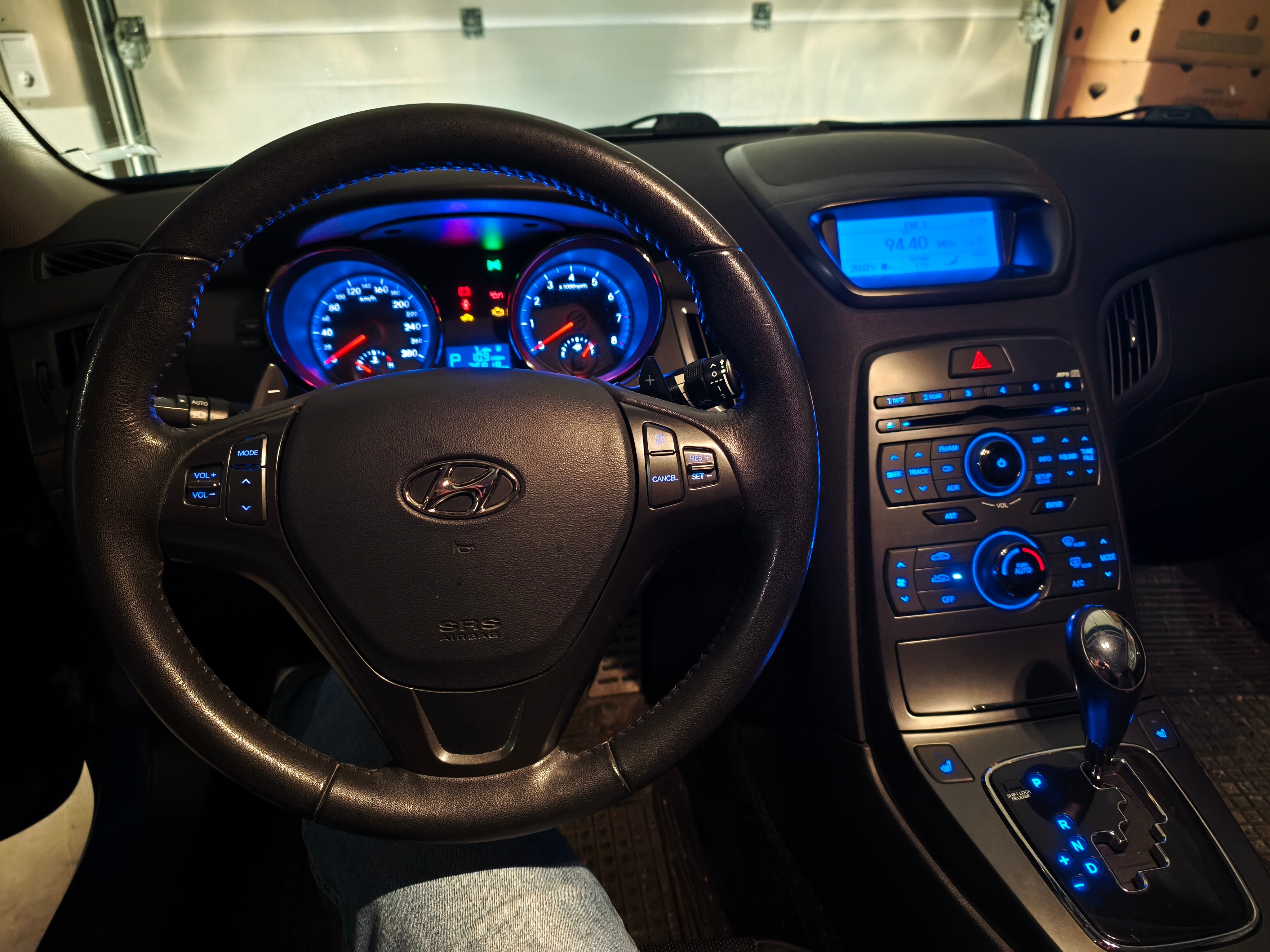 Hyundai Genesis 2011, bild 4/5