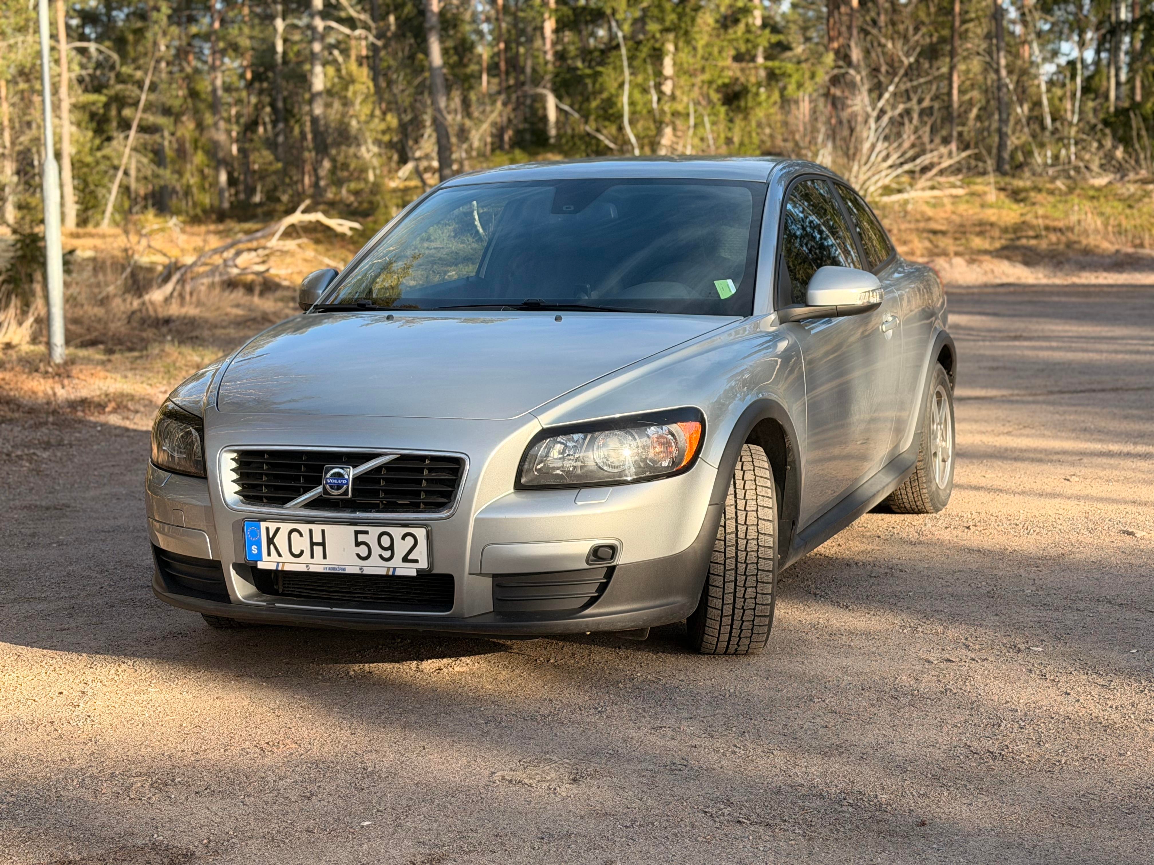 Volvo C30 1.8 Flexifuel Manuell 2010, bild 2/10