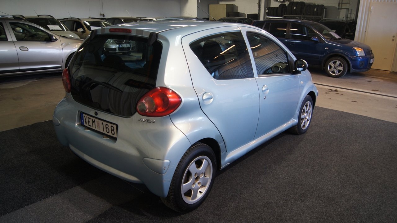 Toyota Aygo 5-dörrar 1.0 VVT-i MultiMode 2005, bild 4/9