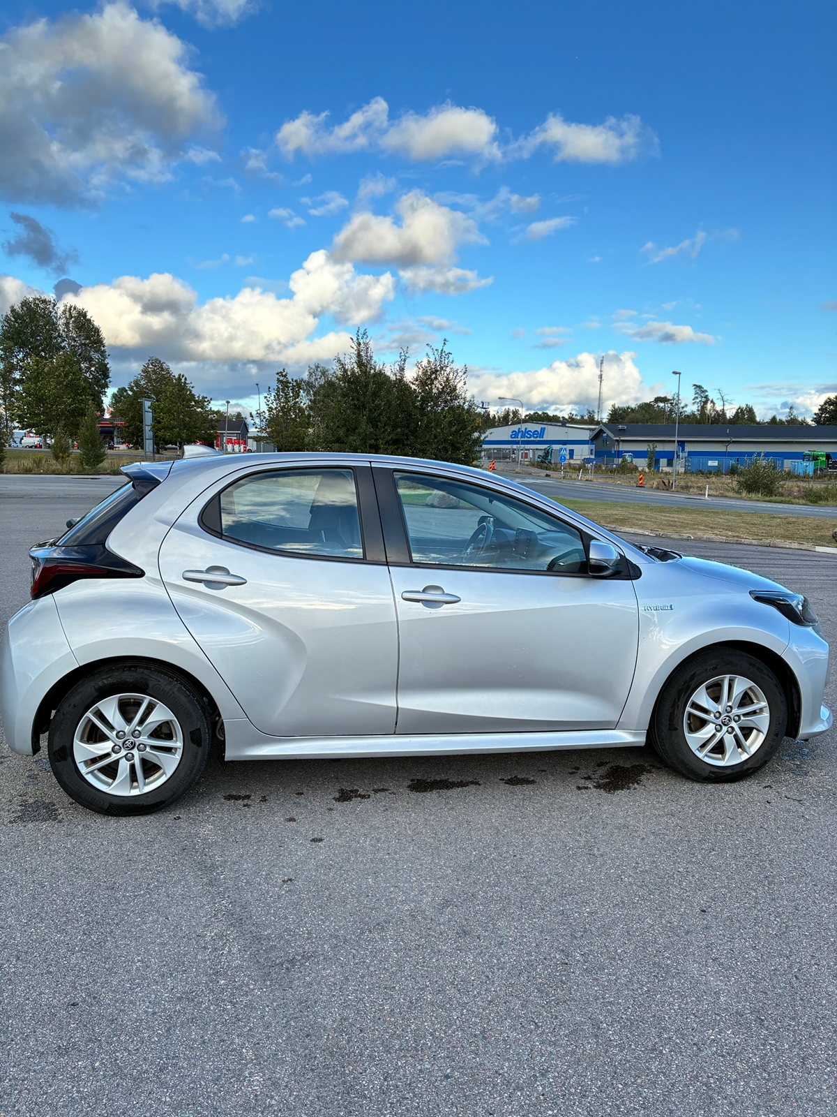 Toyota Yaris Hybrid CVT 2020, bild 3/8