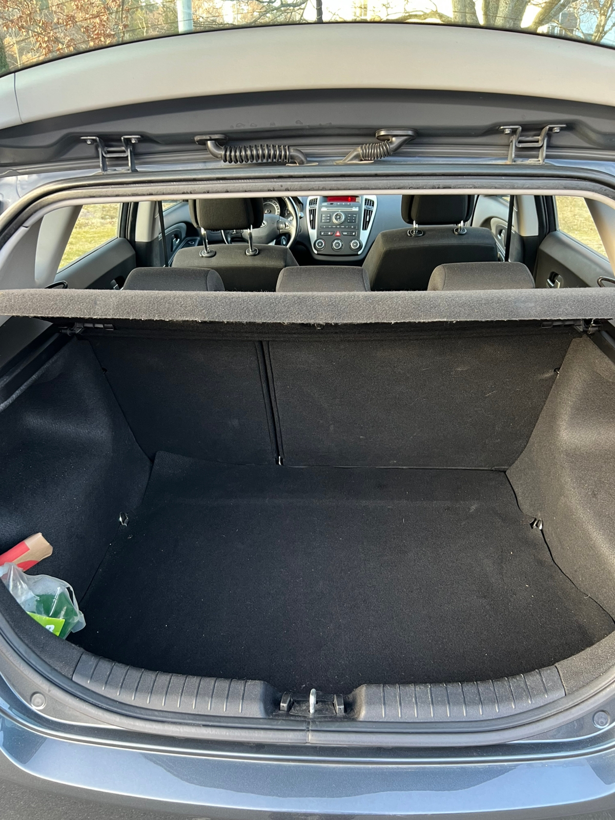 Kia Ceed 1.4 CVVT Manuell 2011, bild 3/10