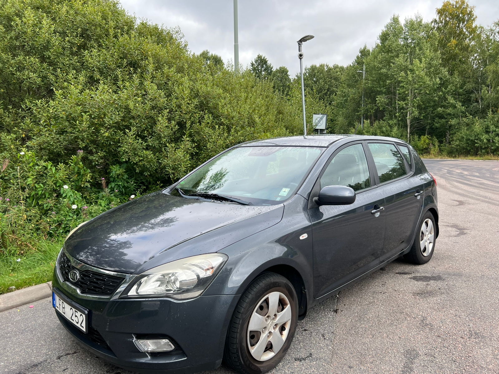 Kia Ceed 1.4 CVVT Manuell 2011, bild 5/10