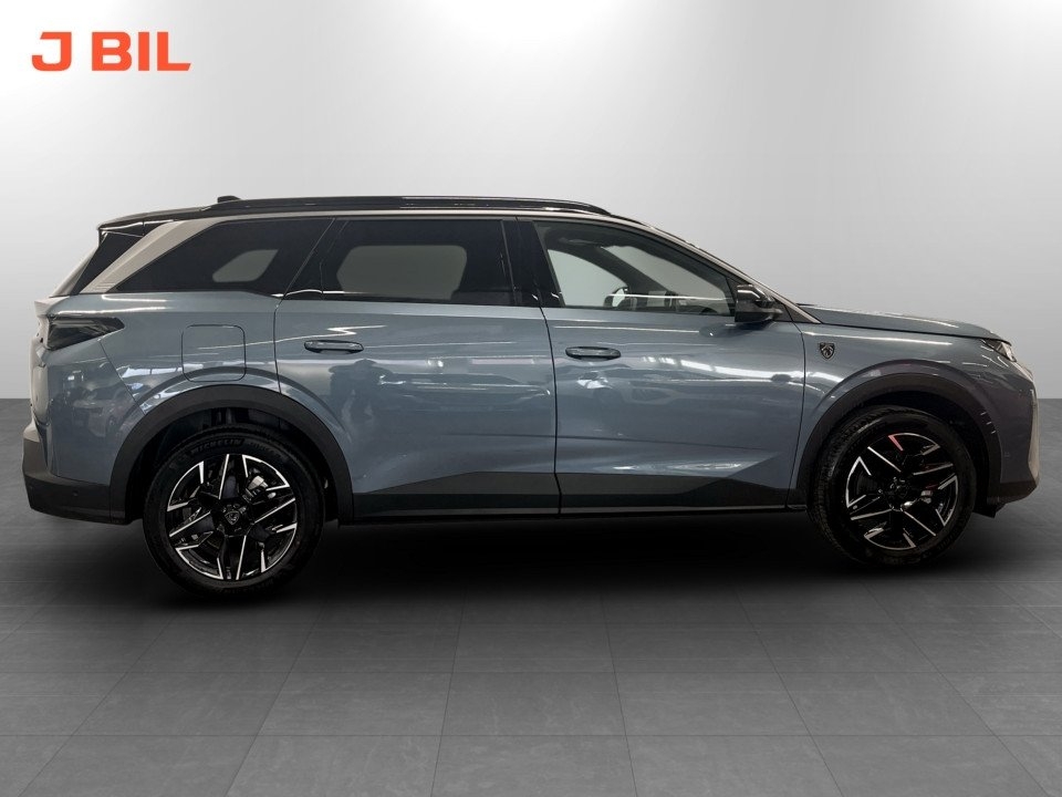 Peugeot 5008 GT Ultimate Hybrid 2025, bild 4/10