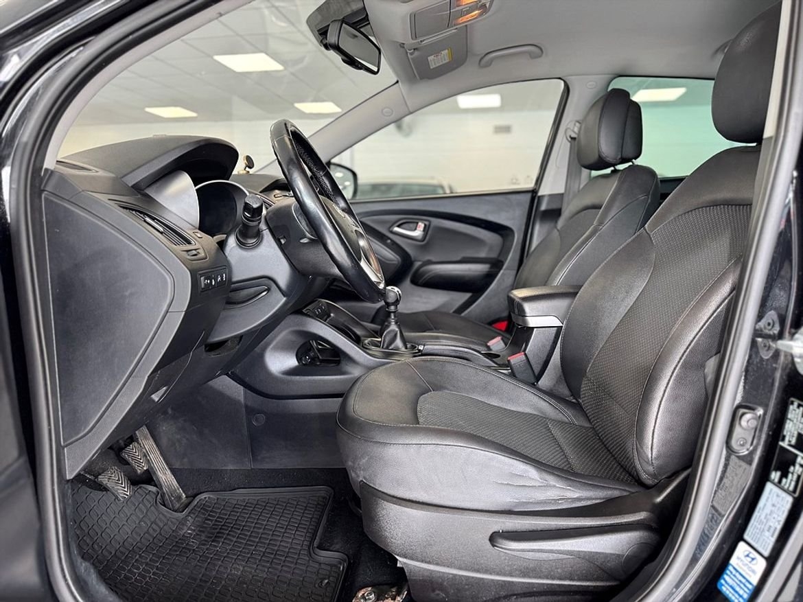 Hyundai ix35 2.0 CRDi 4WD Business 2013, kuva 6/10