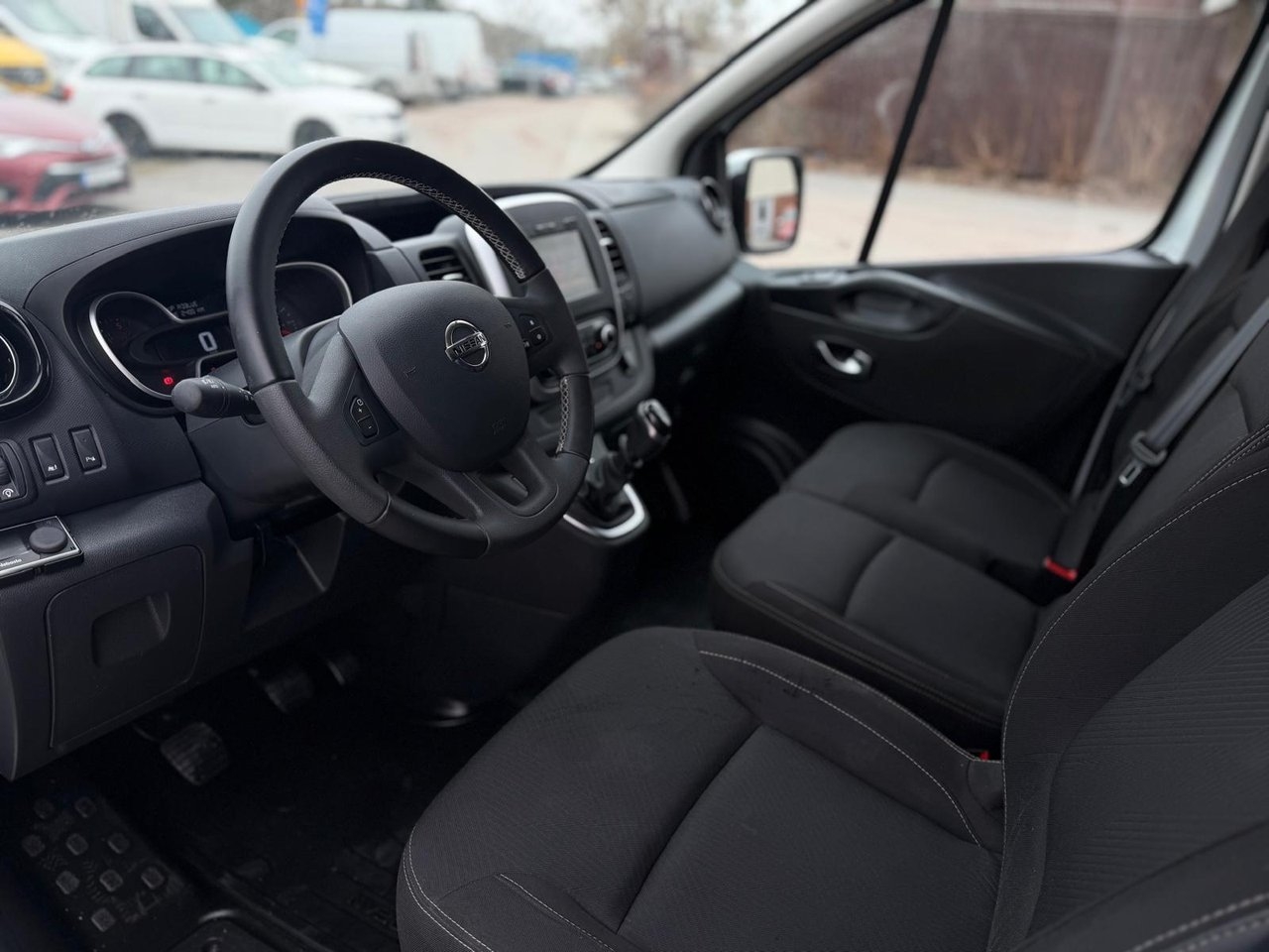 Nissan NV300 2020, bild 6/19
