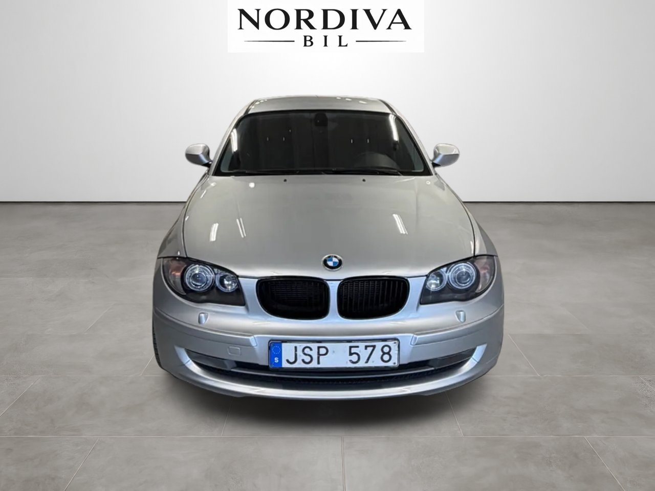 BMW 118 2011, bild 2/17