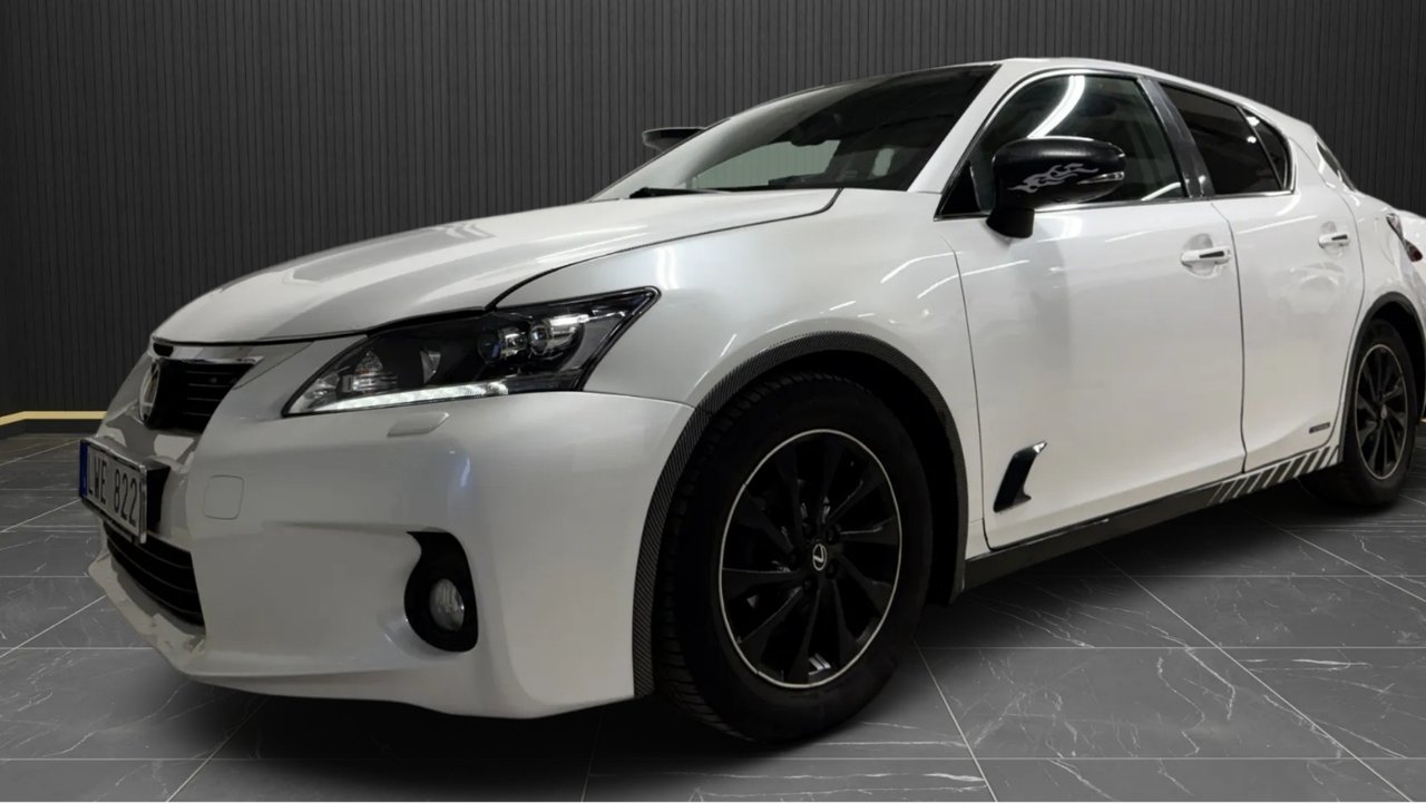 Lexus CT 2011, bild 2/11