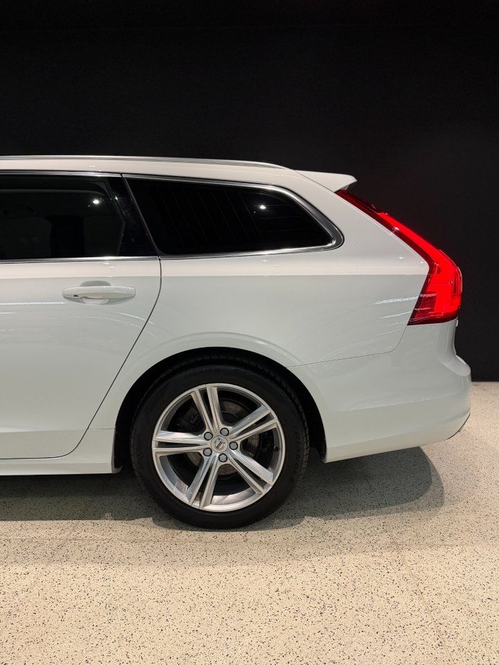 Volvo V90 D4 Geartronic 2020, kuva 4/10