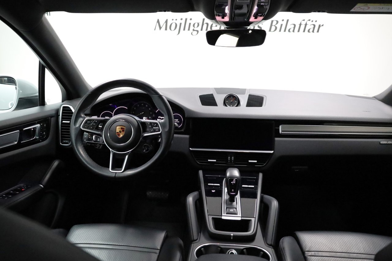 Porsche Cayenne 2023, photo 2/10