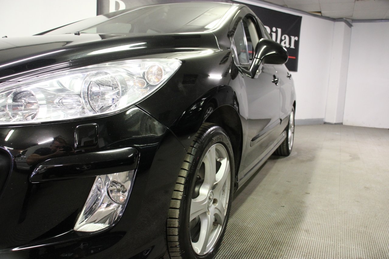 Peugeot 308 2010, bild 5/10