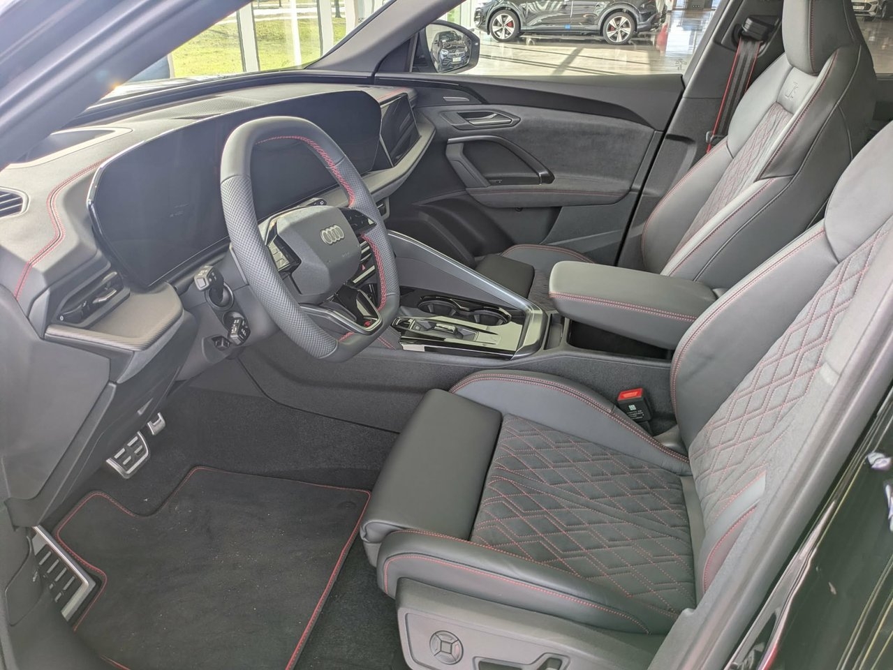 Audi Q5 S-line Quattro 2025, bild 6/9