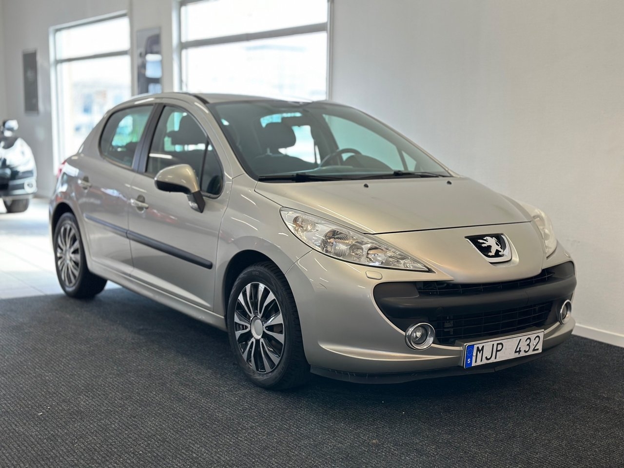 Peugeot 207 5-dörrar 1.6 VTi Sport 120hk 2007, bild 7/10