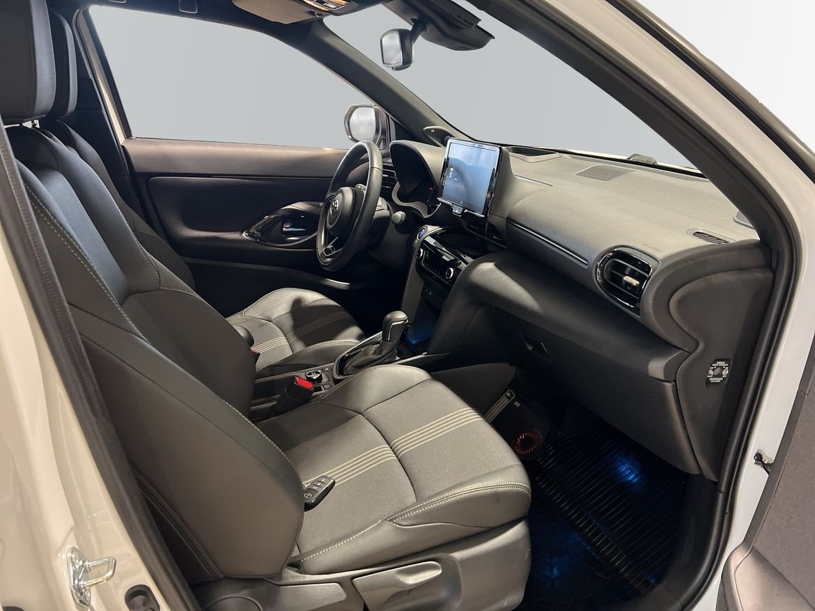 Toyota Yaris Cross 2023, bild 6/10