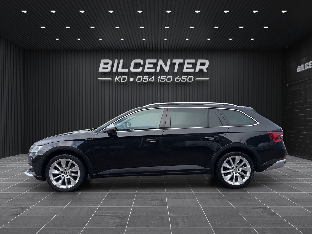 Skoda Superb 2021, bild 4/10