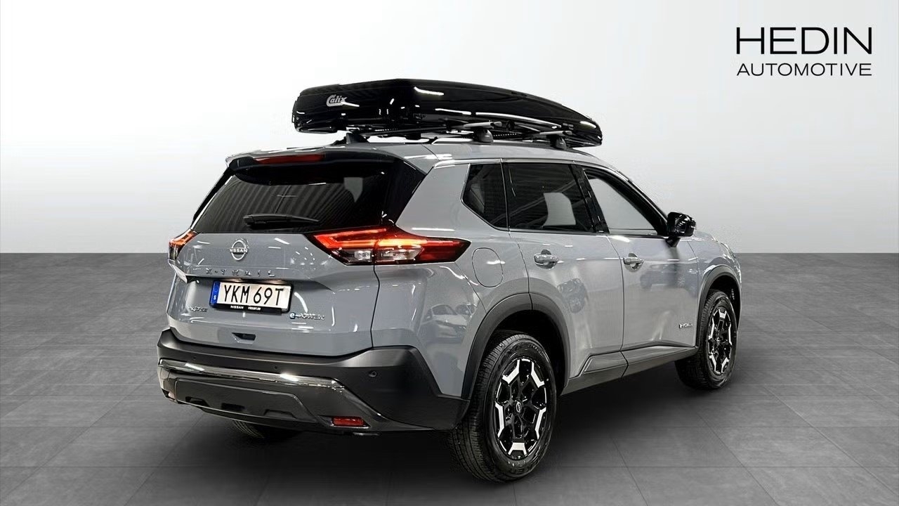 Nissan X-Trail e-4ORCE N-Trek 5 sits 2025, photo 6/7