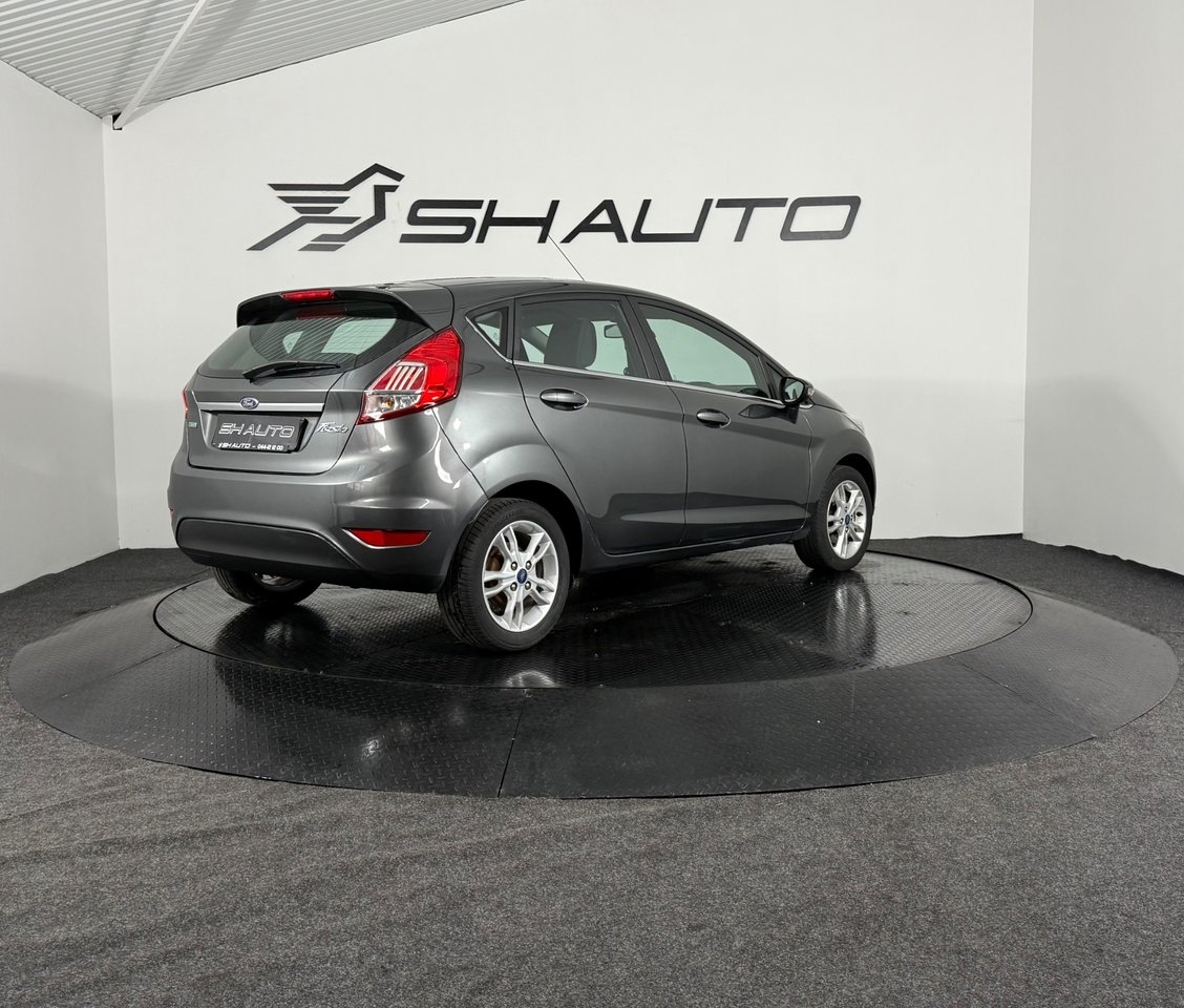 Ford Fiesta 1.0 EcoBoost Titanium 2017, bild 5/10