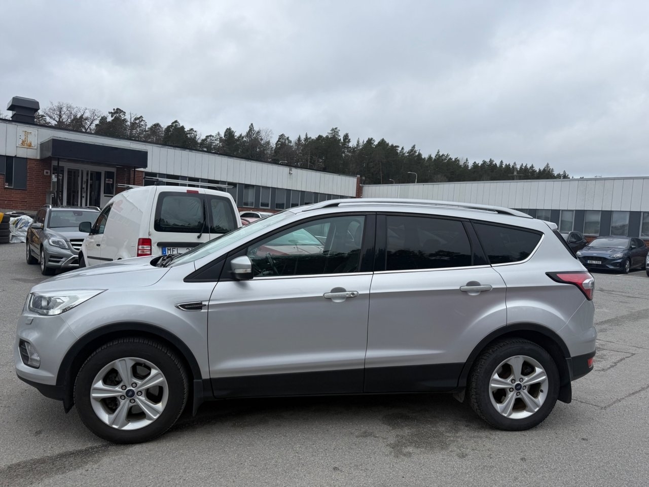 Ford Kuga 2017, bild 4/10
