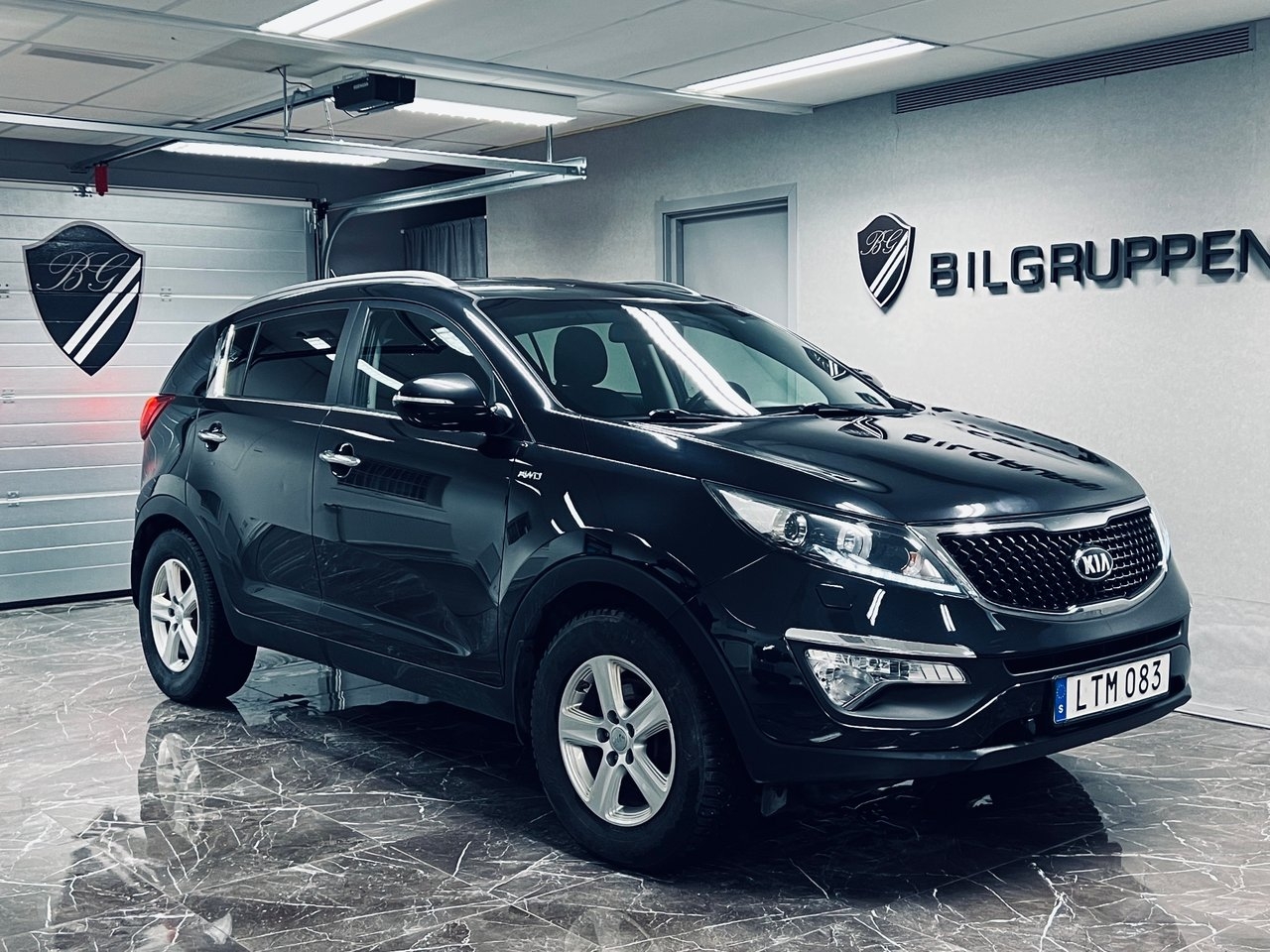 Kia Sportage 2.0 CRDi AWD 2015, photo 2/24