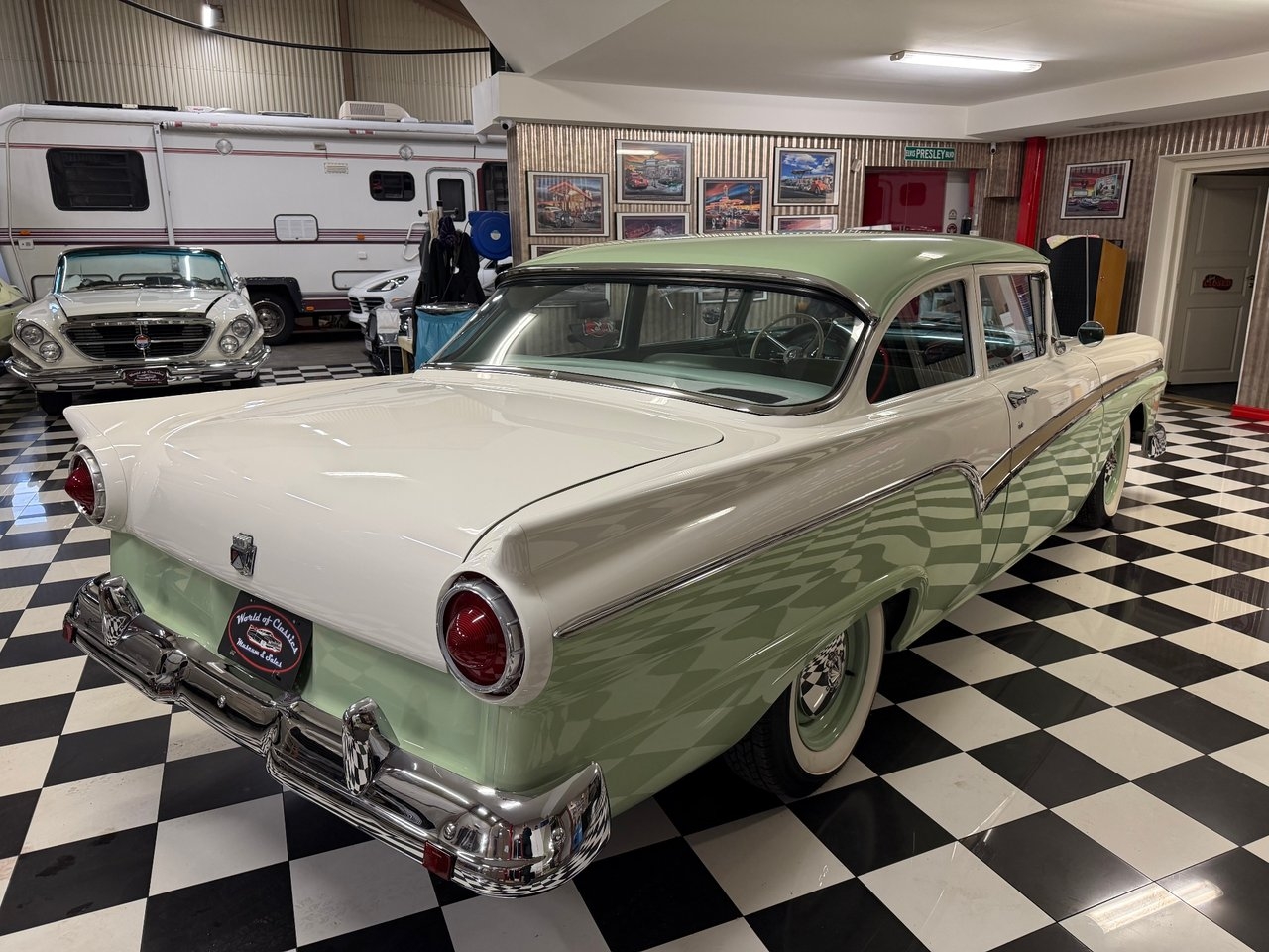 Ford Custom 300 -57 toppskick 1957, bild 2/10