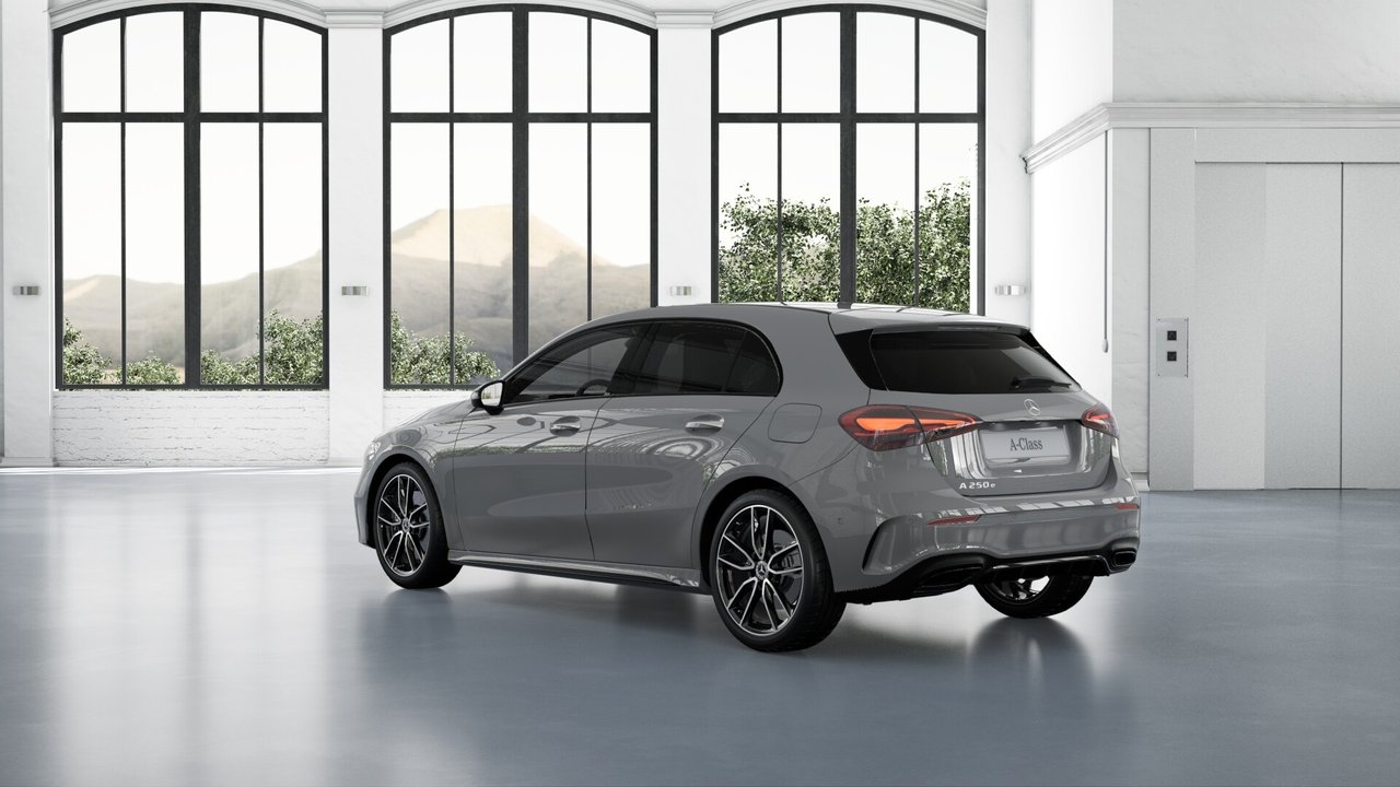 Mercedes-Benz A 250e AMG Night Edition 2027, bild 5/10