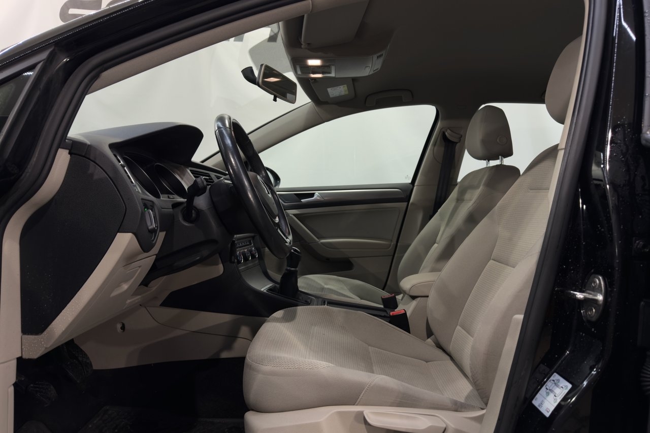 Volkswagen Golf 5-dörrar 1.6 TDI DPF 2016, bild 7/22