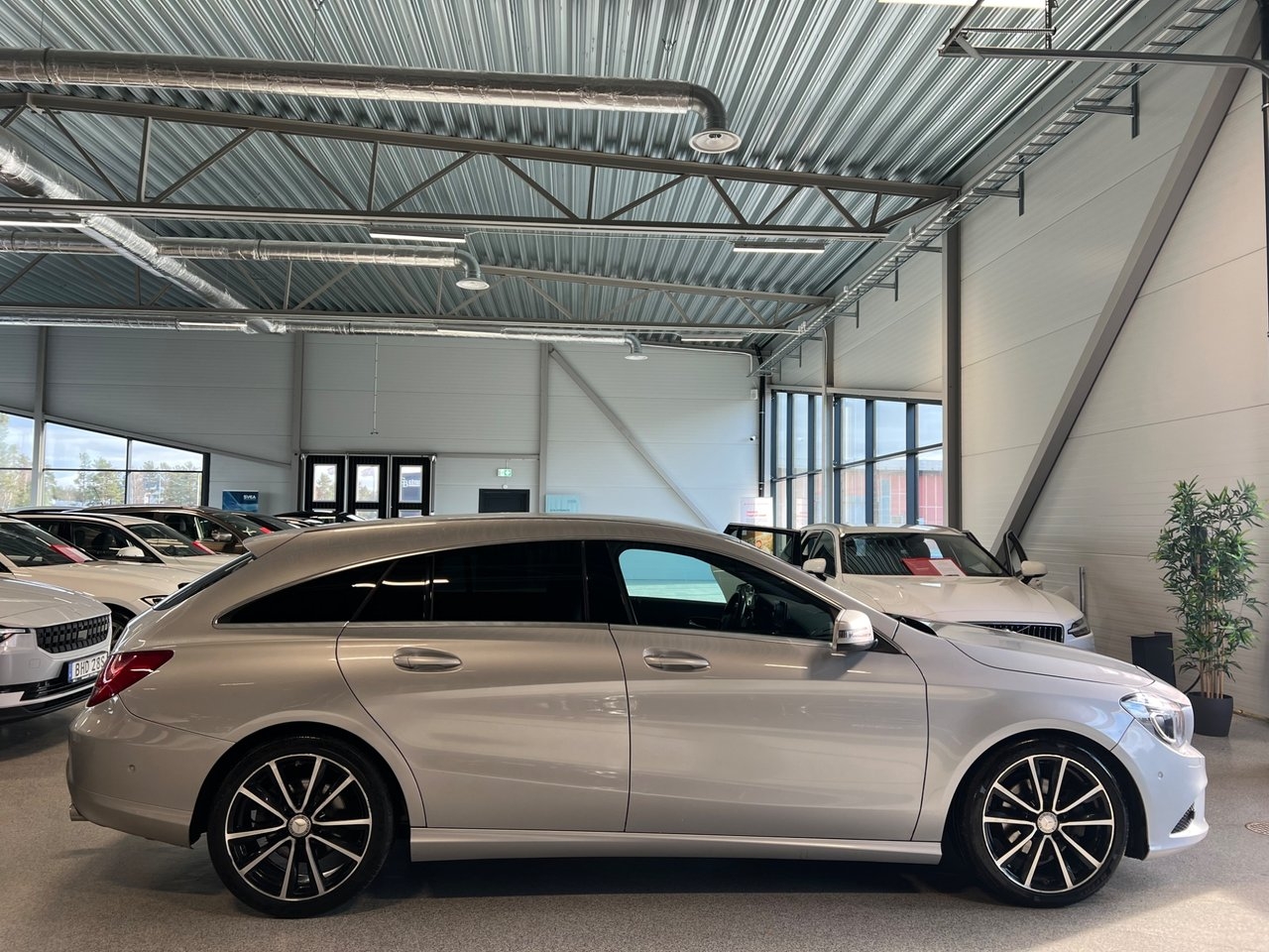 Mercedes-Benz CLA 2016, bild 2/10
