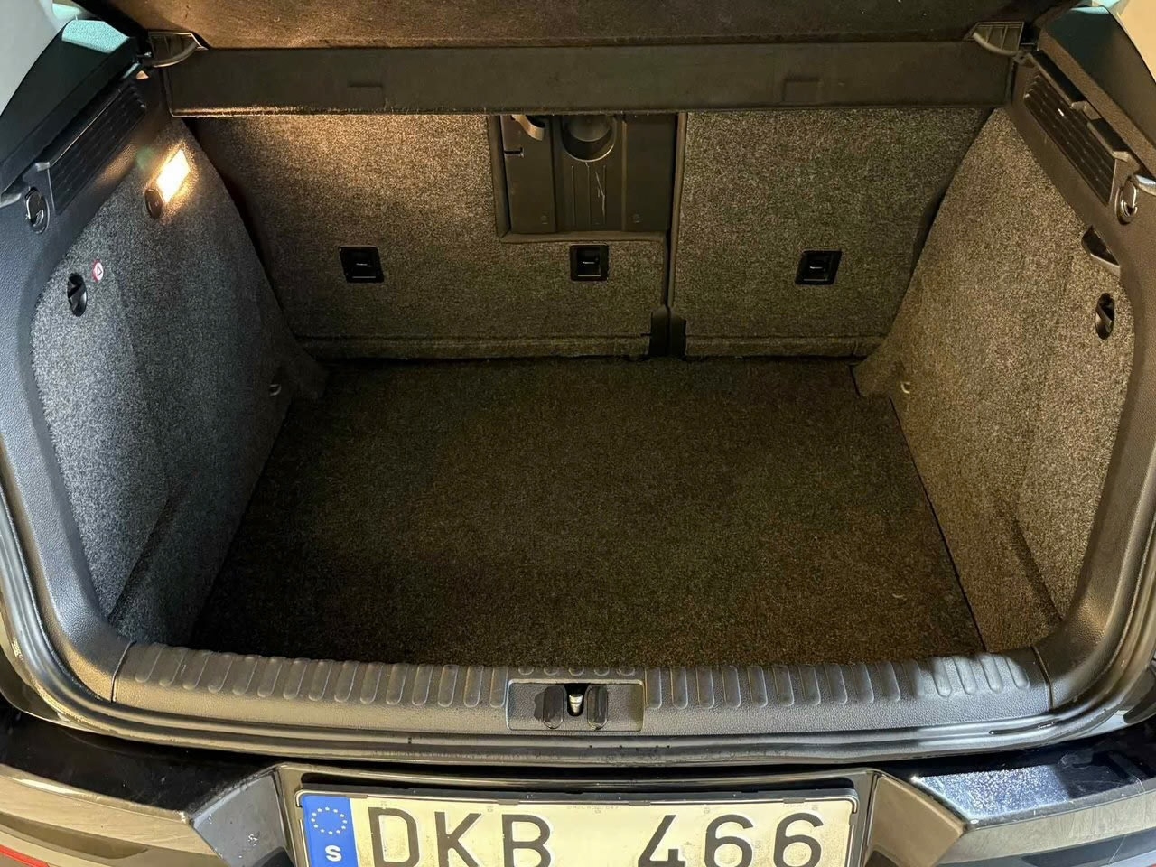 Volkswagen Tiguan 2012, bild 7/8