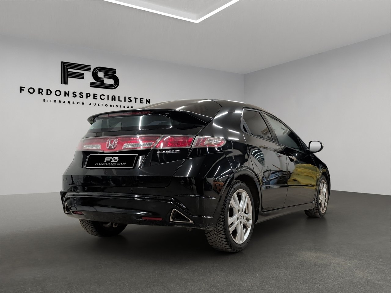 Honda Civic 2011, kuva 3/31