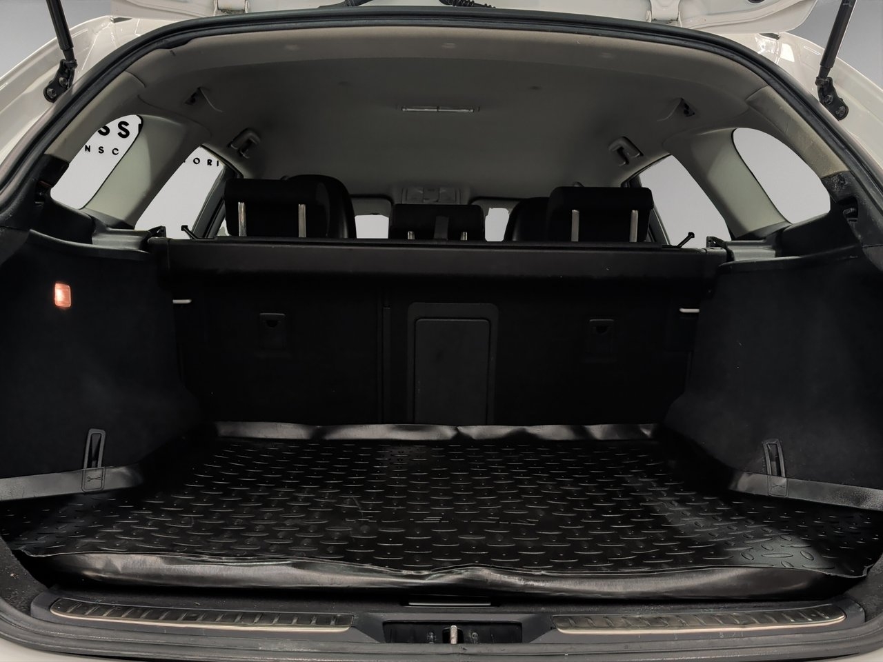 Toyota Avensis 2010, bild 6/10