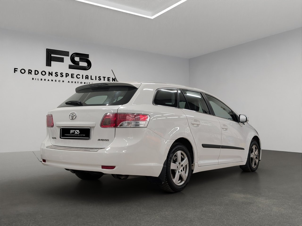 Toyota Avensis 2010, bild 3/10