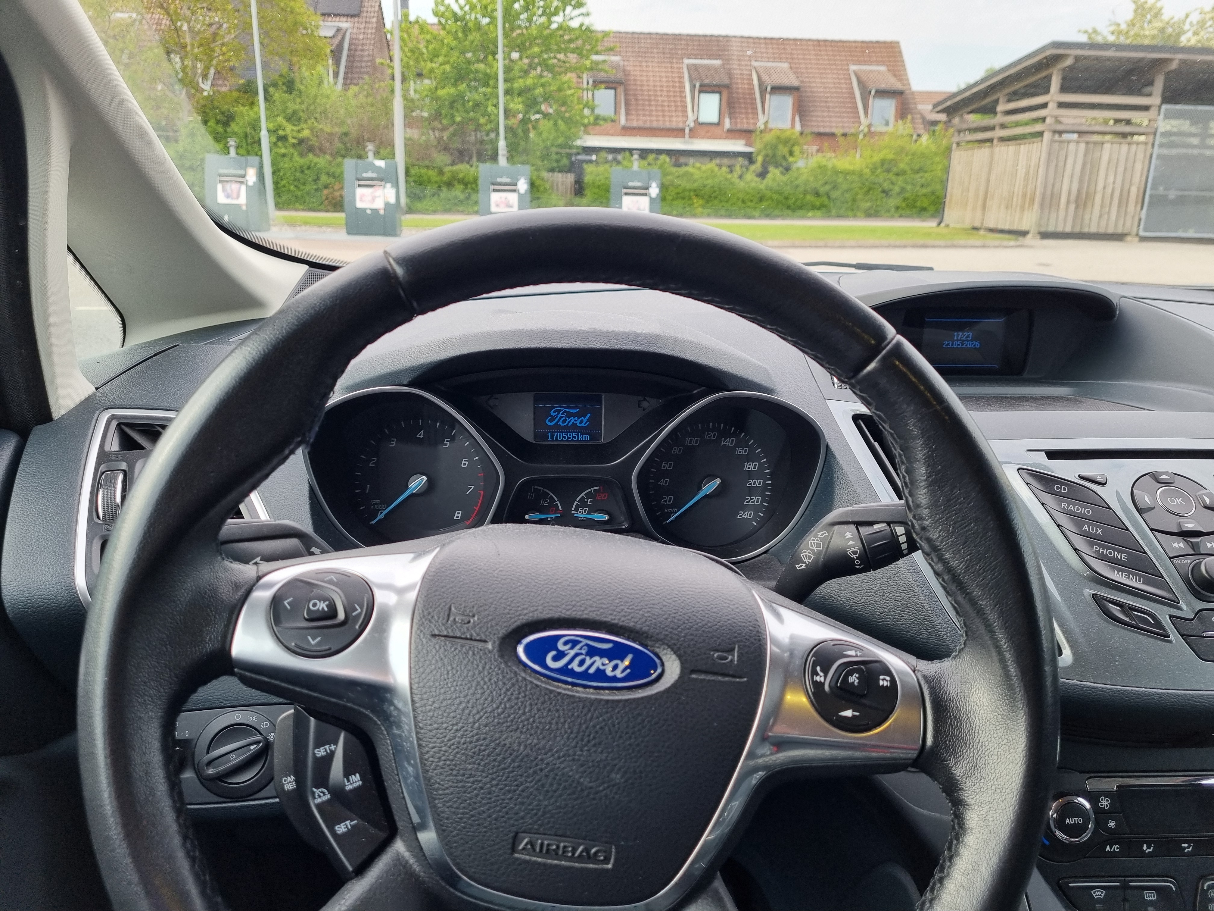 Ford Grand C-MAX 1.0 EcoBoost Manuell 2013, bild 2/6