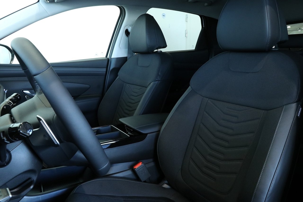 Hyundai Tucson Essential Hybrid 2WD 2026, bild 7/17