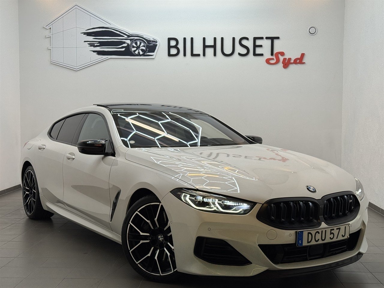 BMW M850i