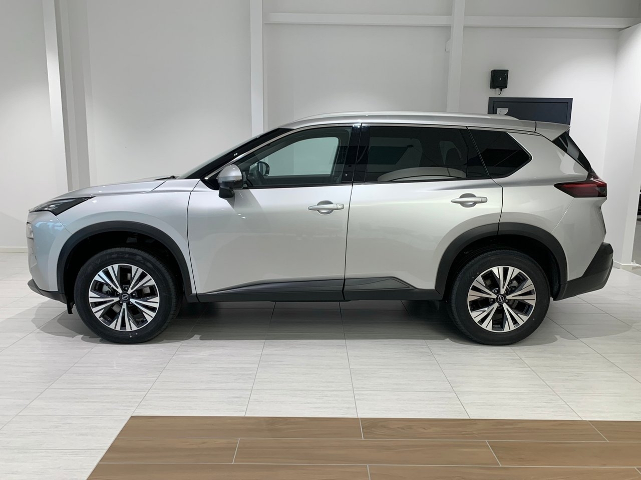 Nissan X-Trail e-4orce N-Connecta 2026, bild 2/10