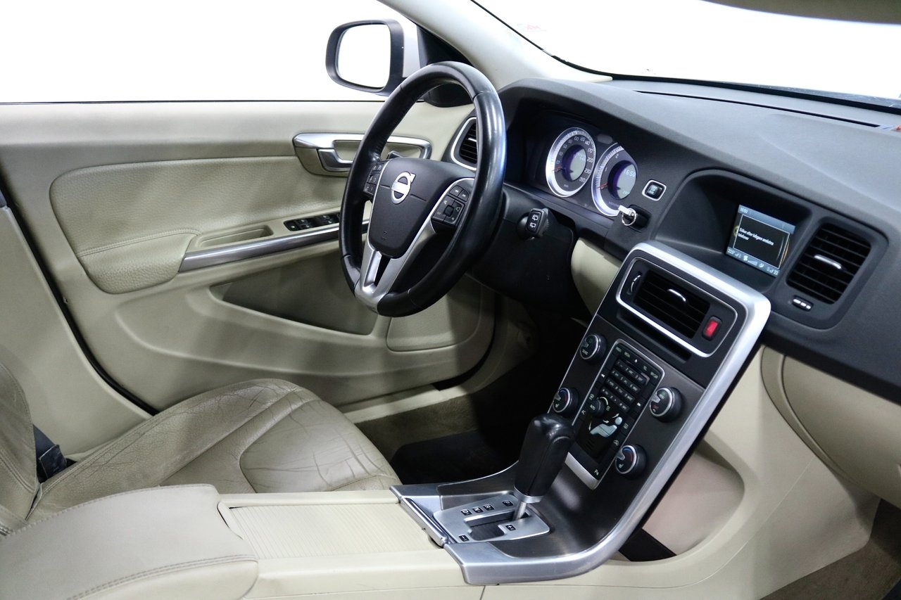 Volvo V60 2012, bild 7/24