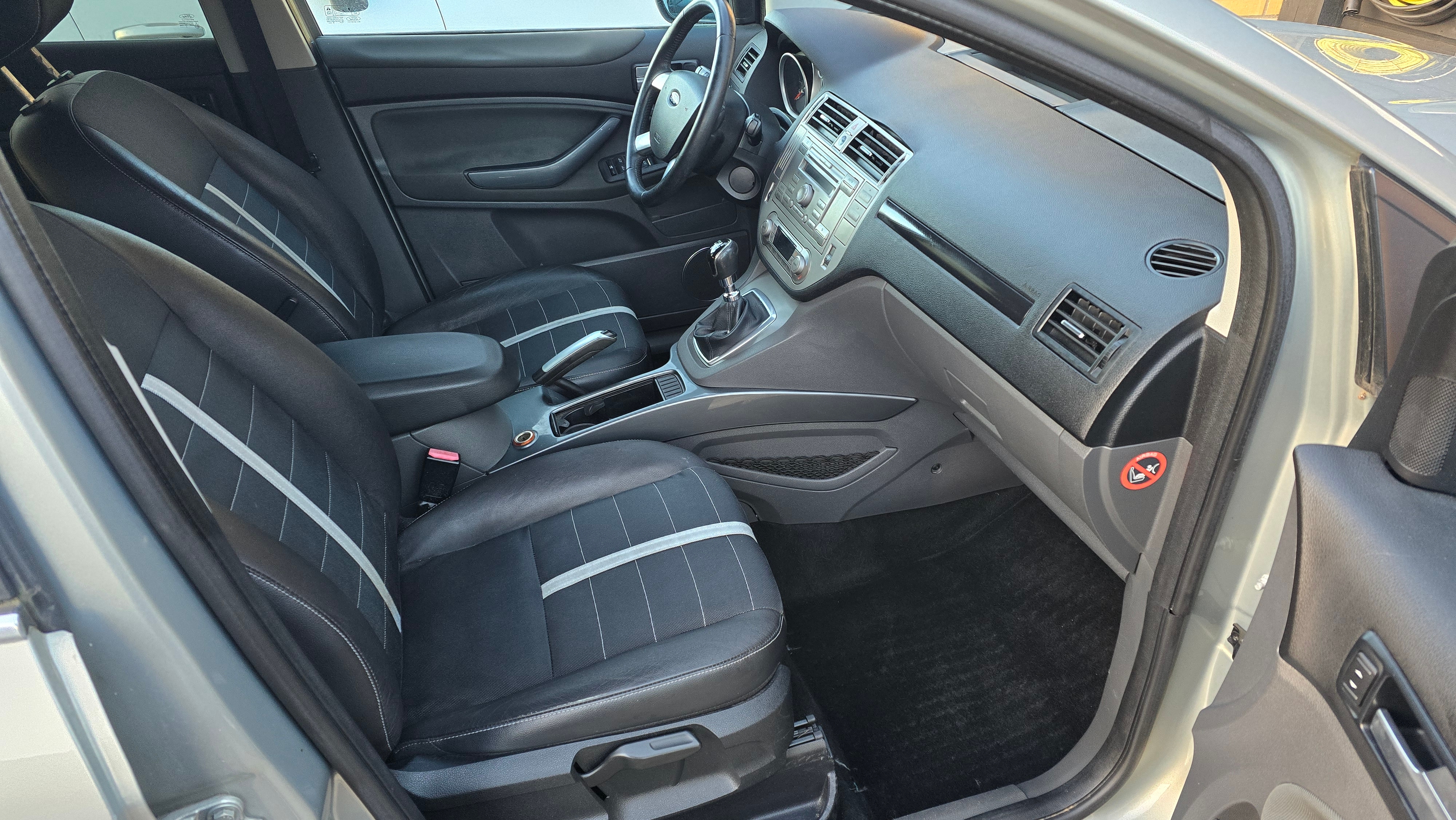Ford Kuga 2.0 TDCi AWD Manuell 2010, kuva 5/7
