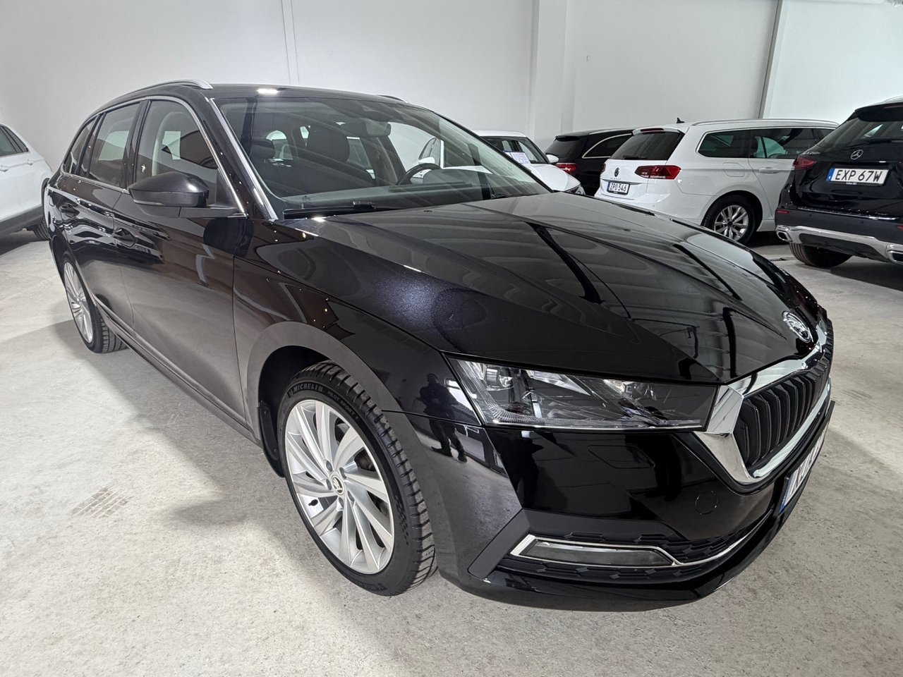 Skoda Octavia 2023, bild 3/10