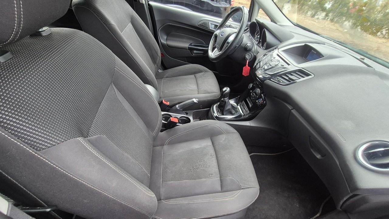 Ford Fiesta 2017, bild 6/7