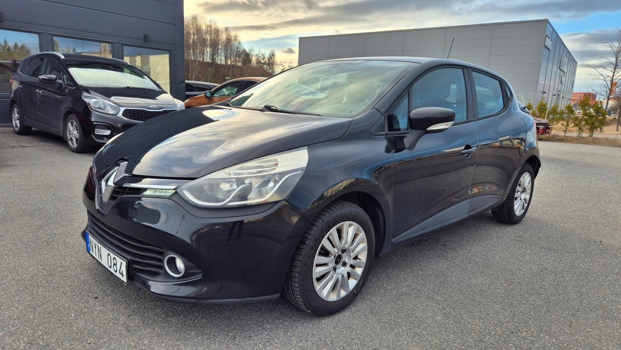 Renault Clio 0.9 TCe Euro 5 Nyservad 2014, photo 2/8