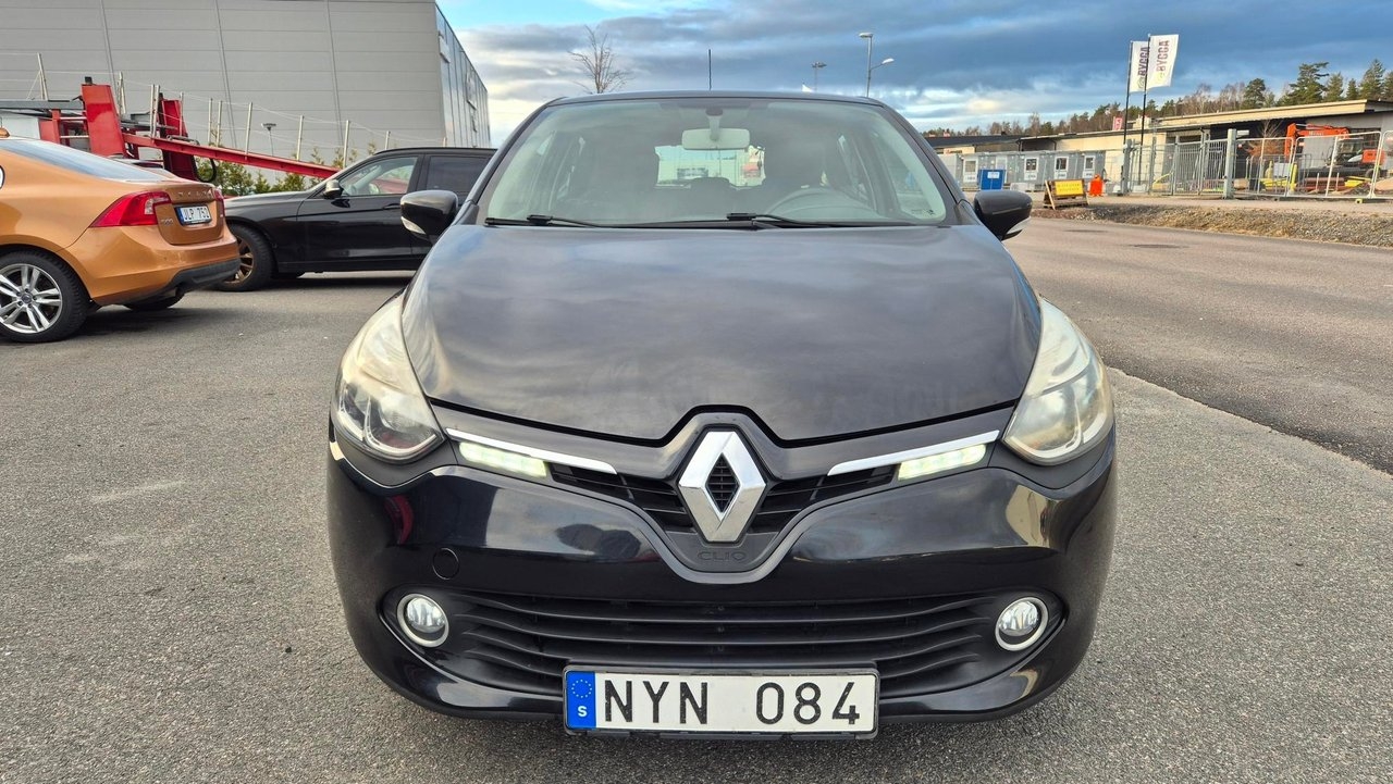 Renault Clio 0.9 TCe Euro 5 Nyservad 2014, photo 3/8