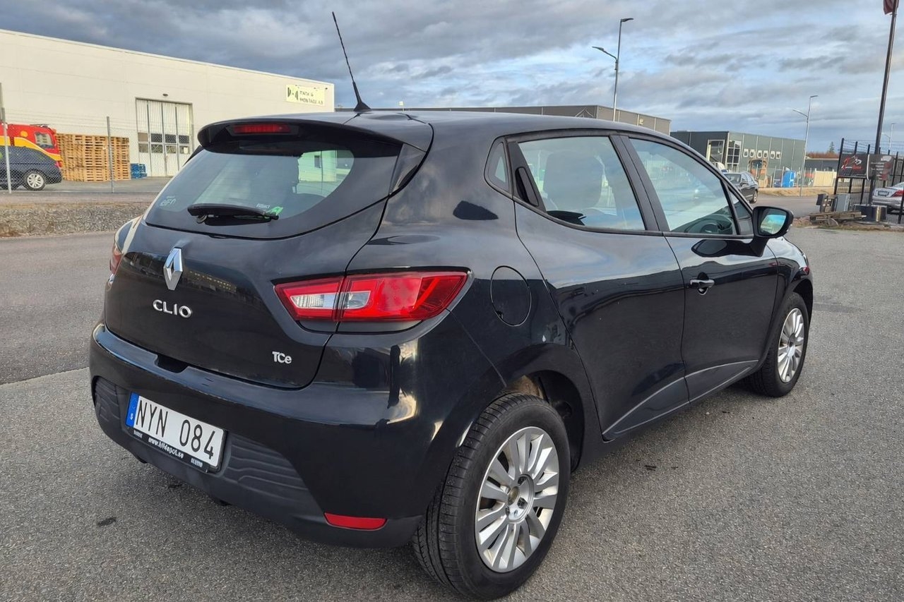 Renault Clio 0.9 TCe Euro 5 Nyservad 2014, photo 4/8