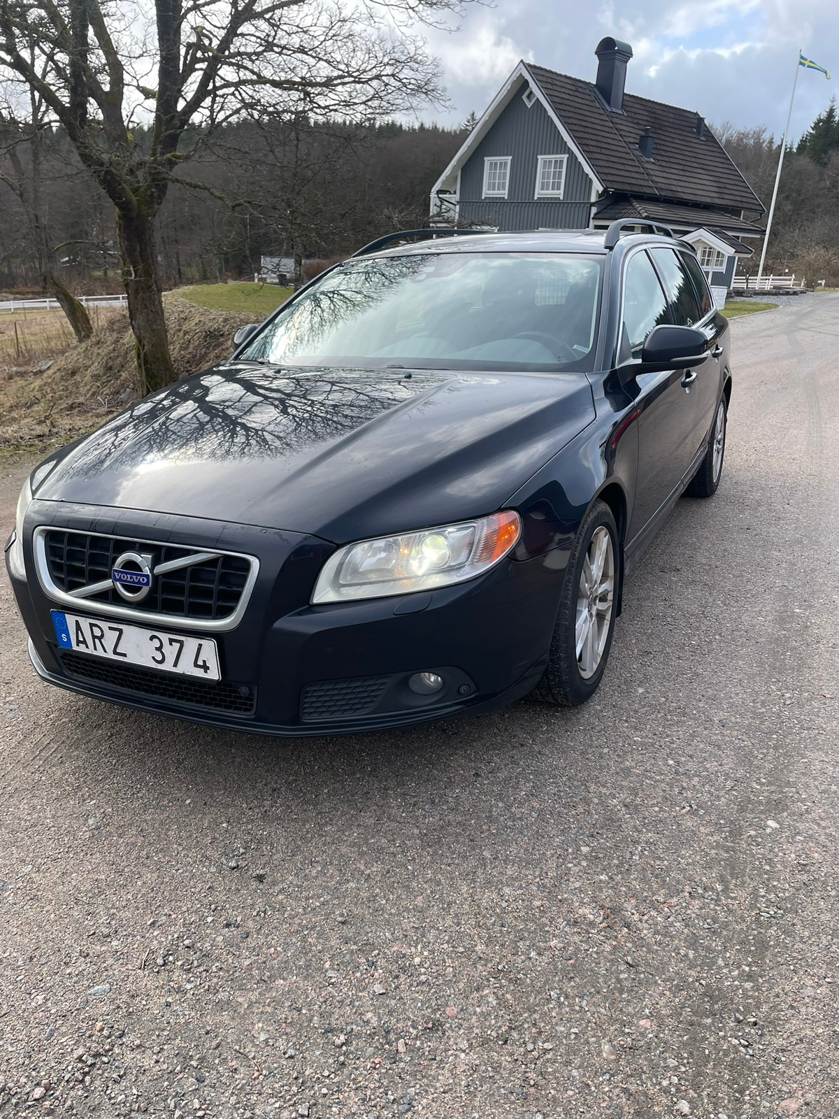 Volvo V70 D4 163hk Momentum 2013, bild 2/5