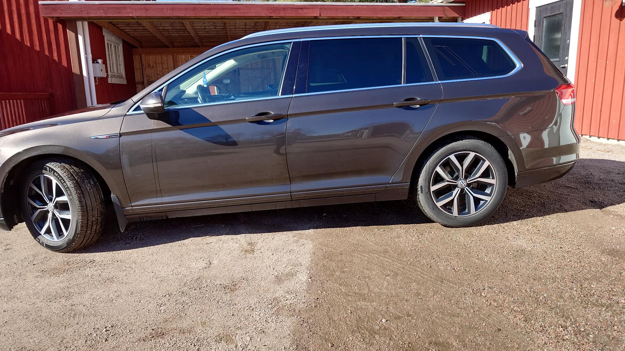 Volkswagen Passat 2018, bild 3/7