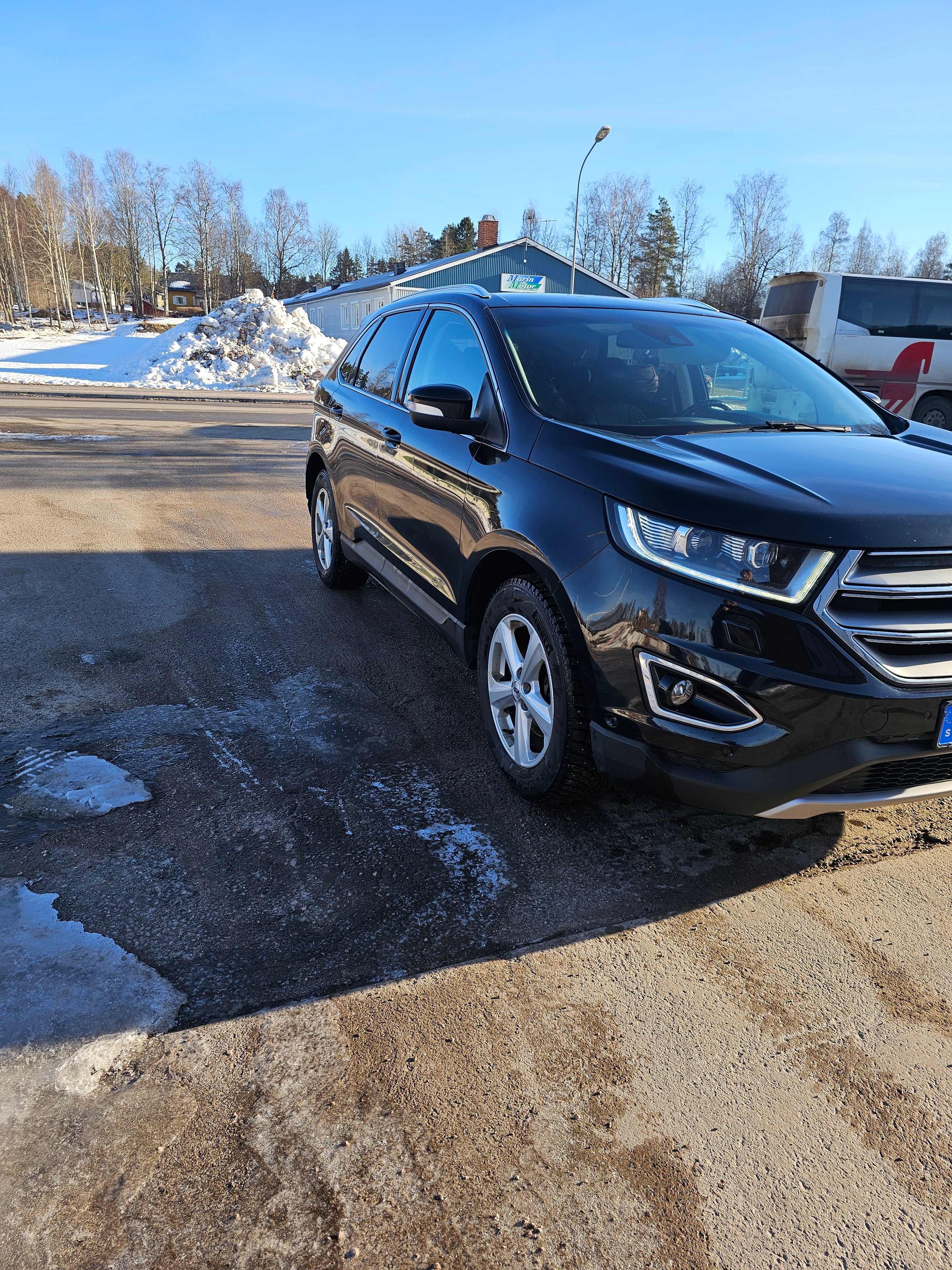 Ford Edge 2.0 TDCi Bi-Turbo 2016, bild 2/5