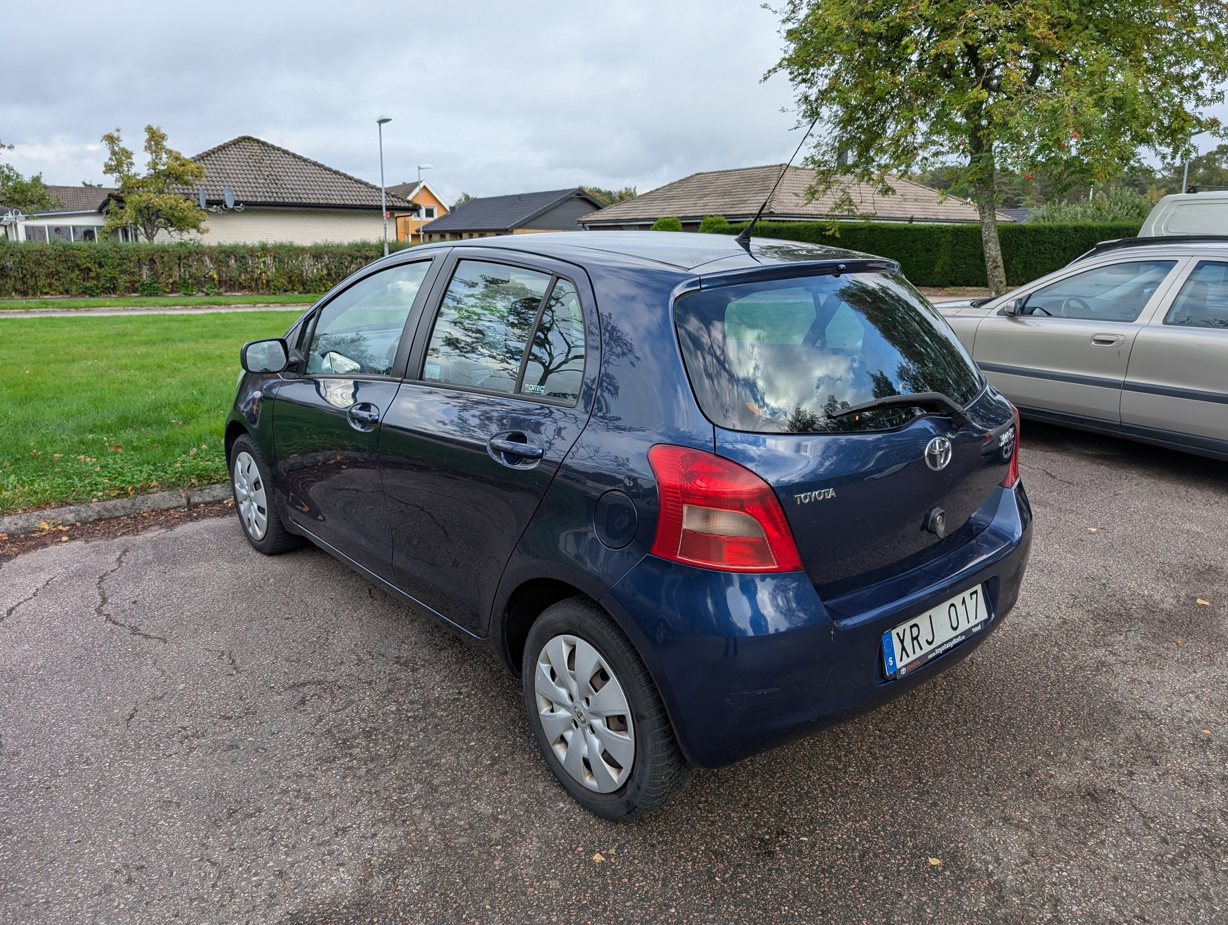 Toyota Yaris 5-dörrar 1.3 VVT-i Manuell 2006, kuva 5/8