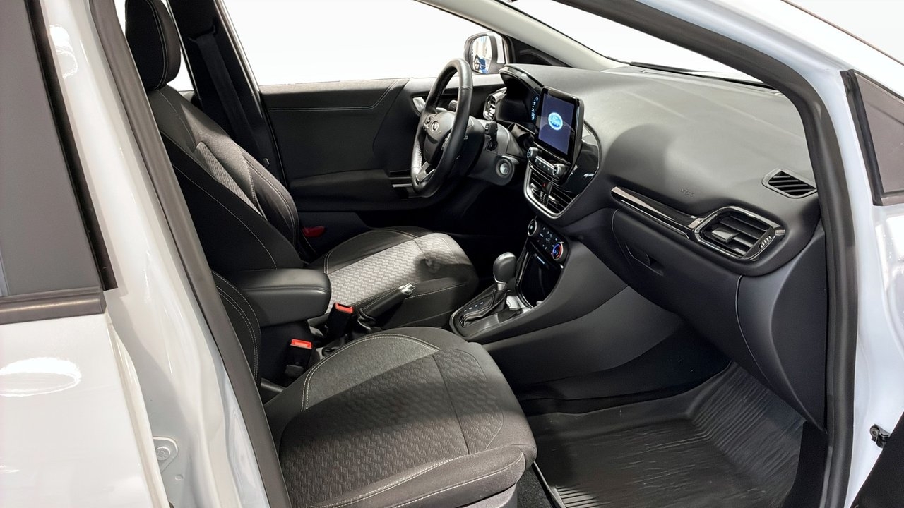Ford Puma Titanium Automat 2024, photo 3/10
