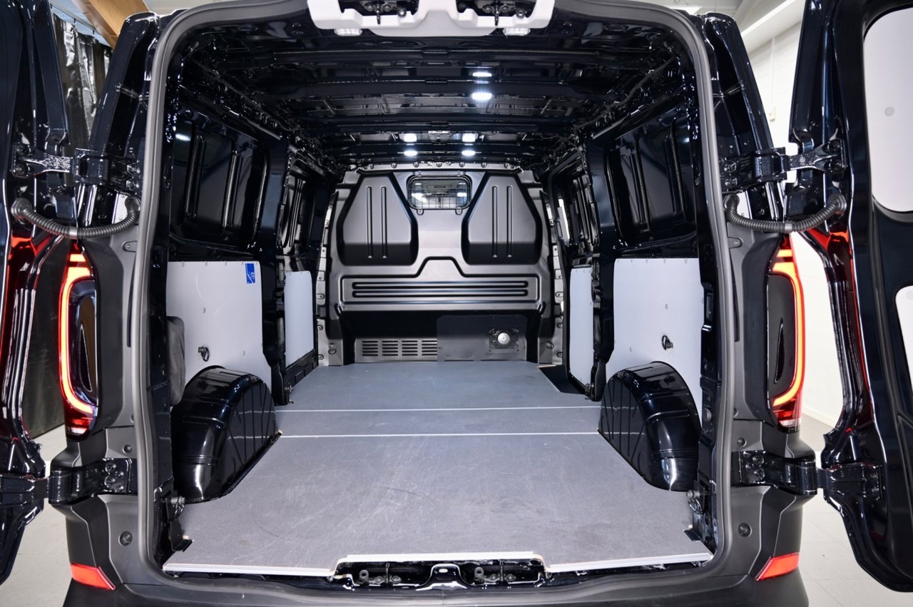 Volkswagen Transporter 2025, kuva 6/10