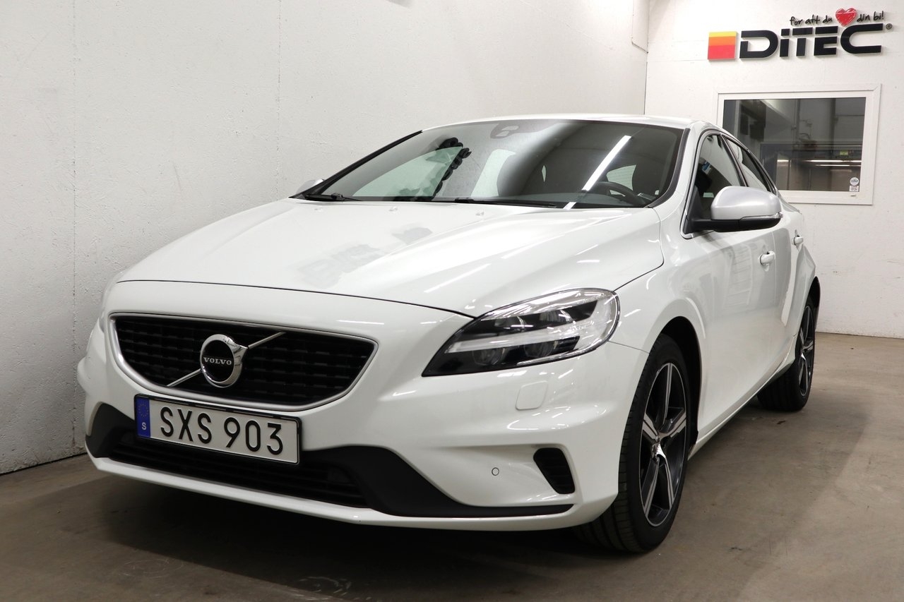 Volvo V40 2019, kuva 2/10