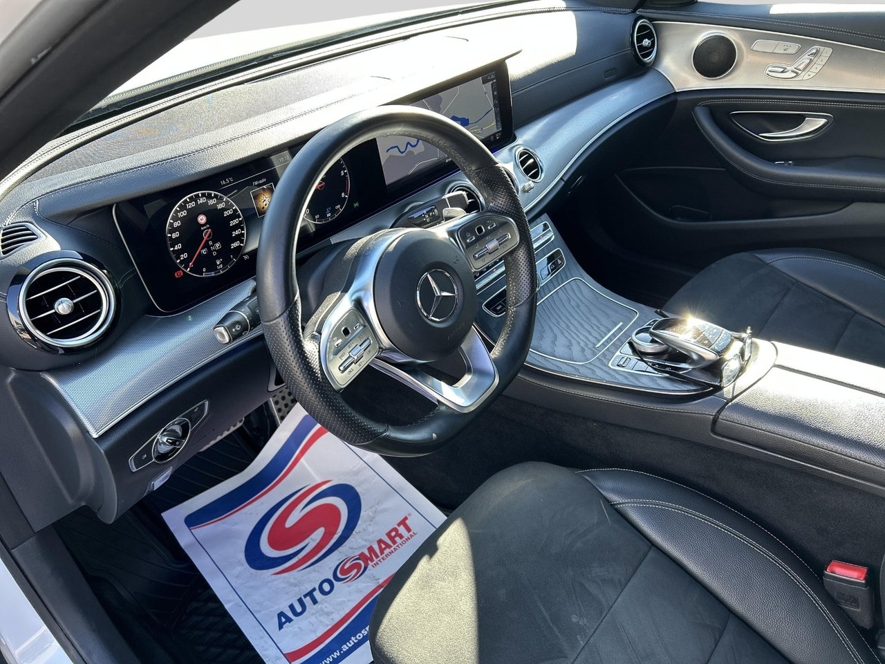 Mercedes-Benz E 220 d 4MATIC AMG 2019, bild 6/11