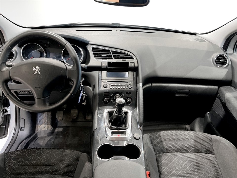 Peugeot 3008 ACTIVE 1,6 HDI 2016, bild 5/15